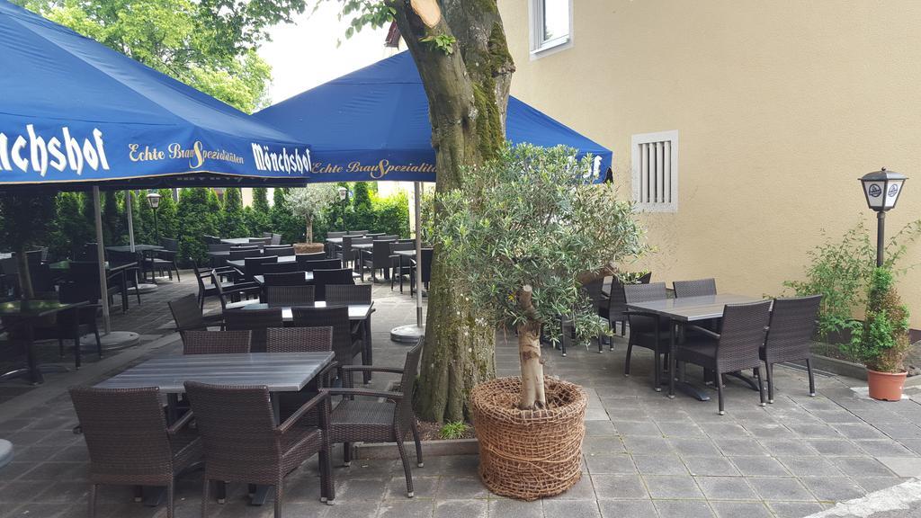Hotel Restaurant Platamon Фойхтванген Екстериор снимка