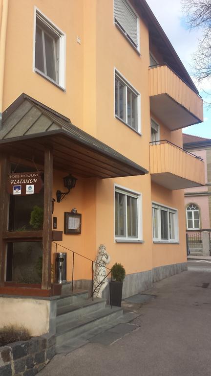 Hotel Restaurant Platamon Фойхтванген Екстериор снимка